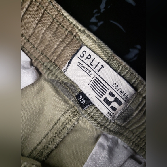 Mens Camo Pants - Picture 3 of 4